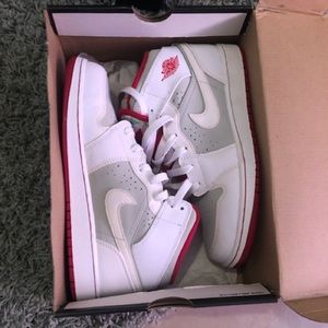 Air Jordan 1 “Hare”